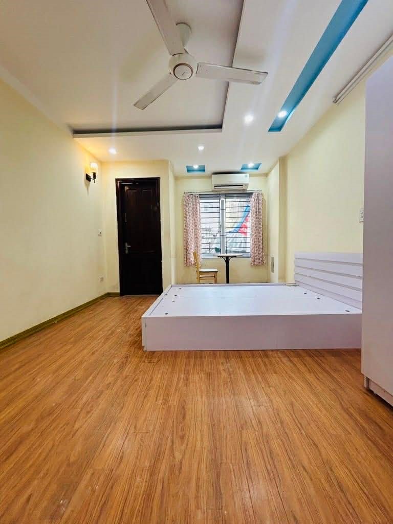 BÁN NHÀ HÀO NAM 36m2_5 TẦNG_NGÕ THÔNG_GẦN PHỐ_NHÀ THOÁNG SÁNG_hơn 8 tỷ